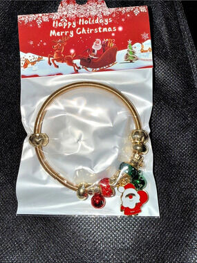 Christmas Charm Bracelet Gold & Red NWT